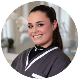 Manon assistante dentaire